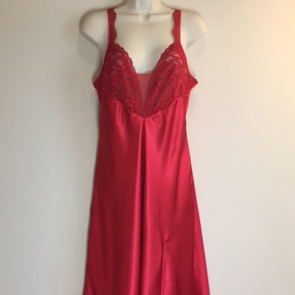 Victoria’s Secret Gold Label Long Red Gown L